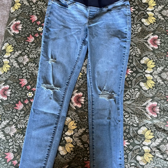 Levi’s Maternity Jeans Small - Picture 6 of 8